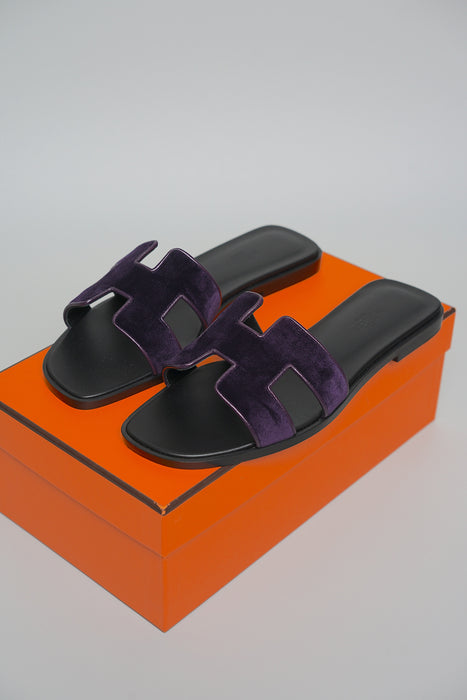 Hermes Oran Sandal in Violet Fonce Size 37.5 (Brand New)