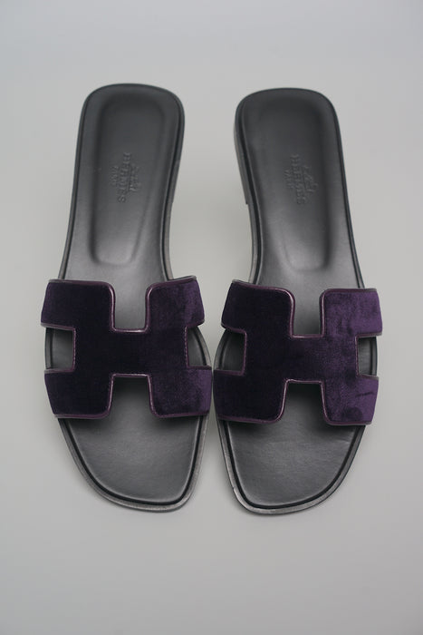 Hermes Oran Sandal in Violet Fonce Size 37.5 (Brand New)