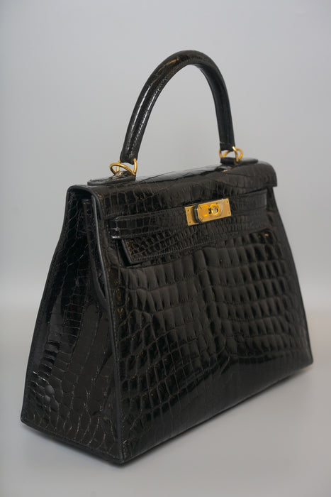 Hermes Kelly 28 in Black Shiny Niloticus Ghw ( Brand New)