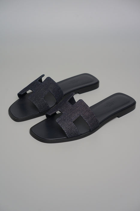 Hermes Oran Sandal in Dark Blue Denim Size 37.5 (Brand New)