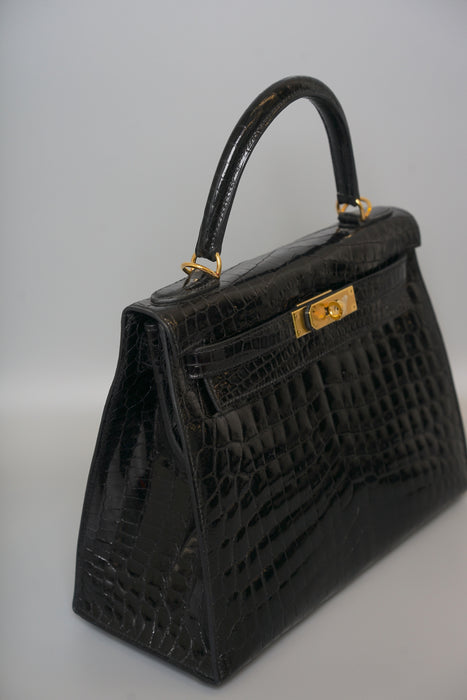 Hermes Kelly 28 in Black Shiny Niloticus Ghw ( Brand New)