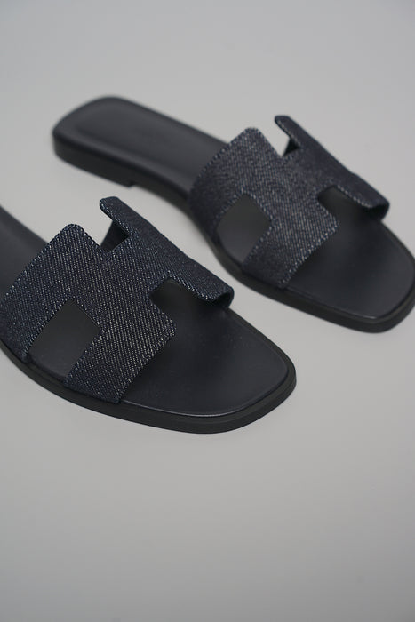 Hermes Oran Sandal in Dark Blue Denim Size 37.5 (Brand New)