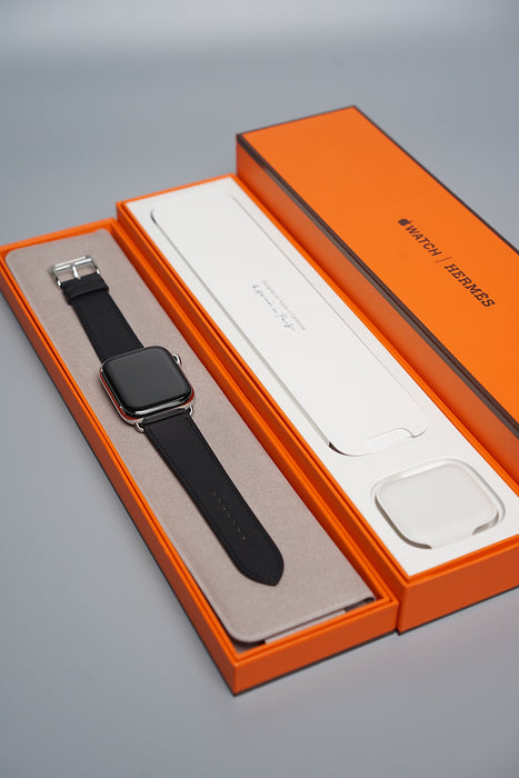 Hermes Apple Watch Series 8 45MM (Brand New)