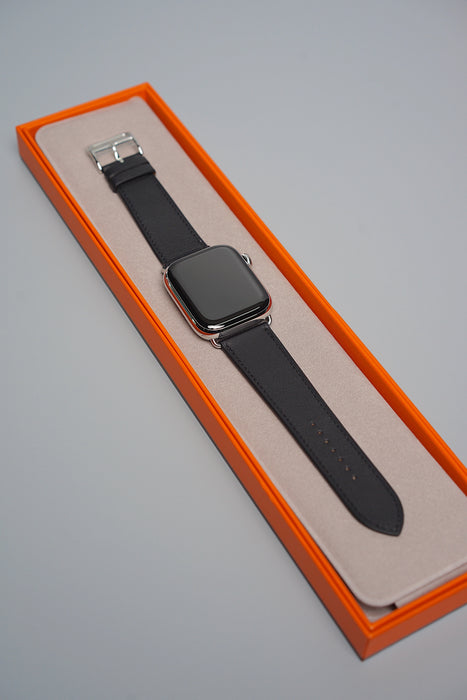 Hermes Apple Watch Series 8 45MM (Brand New)