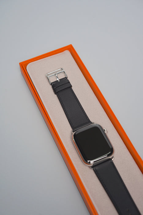 Hermes Apple Watch Series 8 45MM (Brand New)