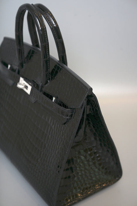 Hermes Birkin 25 Sellier in Black Shiny Porosus Diamonds Phw