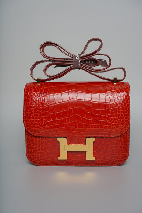 Hermes Constance 18 in Geranium Shiny Alligator Ghw