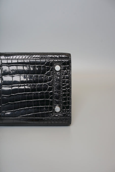 Hermes Birkin 25 Sellier in Black Shiny Porosus Diamonds Phw