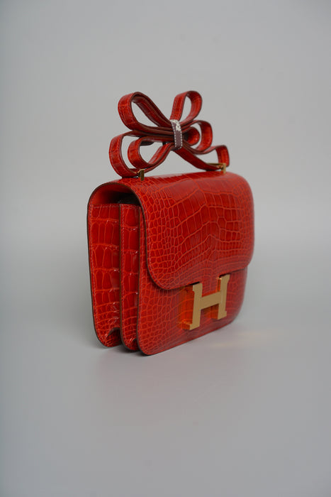 Hermes Constance 18 in Geranium Shiny Alligator Ghw