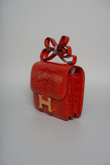 Hermes Constance 18 in Geranium Shiny Alligator Ghw