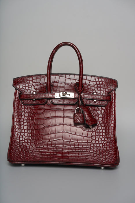 Hermes Birkin 25 in Burgundy / Bordeaux Matte Alligator Phw