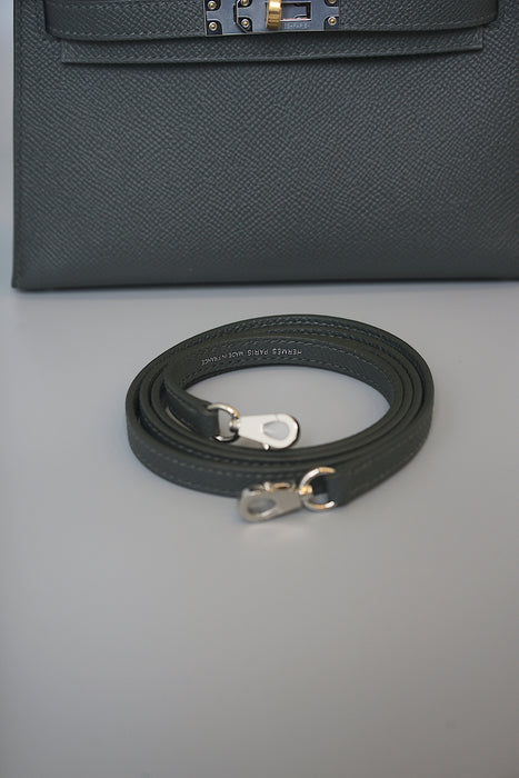 Hermes Kelly 20 in Vert Mangrove Epsom Electrum