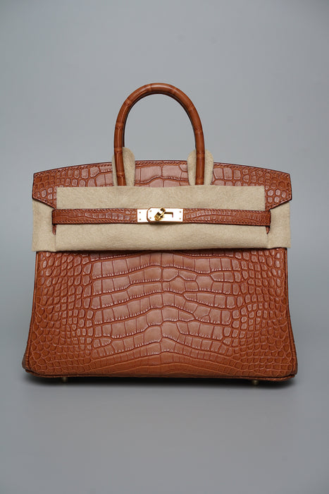 Hermes Birkin 25 in Gold Matte Alligator Ghw (Brand New)