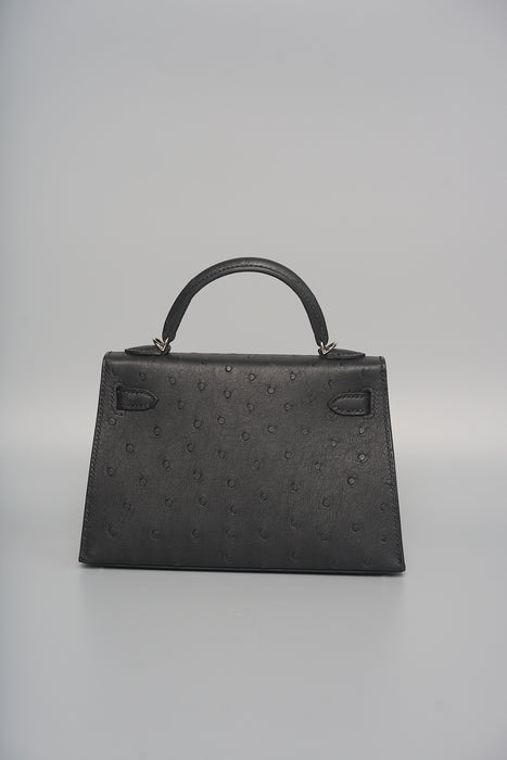Hermes Kelly 20 in Black Ostrich Phw (Brand New)