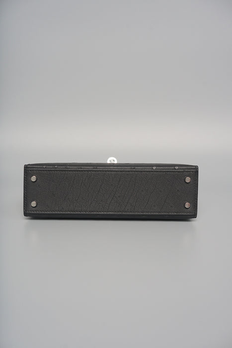 Hermes Kelly 20 in Black Ostrich Phw (Brand New)