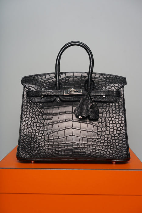 Hermes Birkin 25 in Black Matte Alligator Phw (Brand New)
