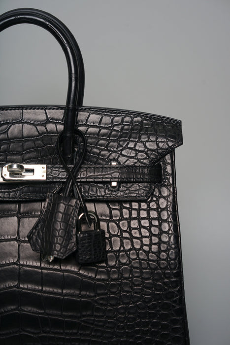Hermes Birkin 25 in Black Matte Alligator Phw (Brand New)