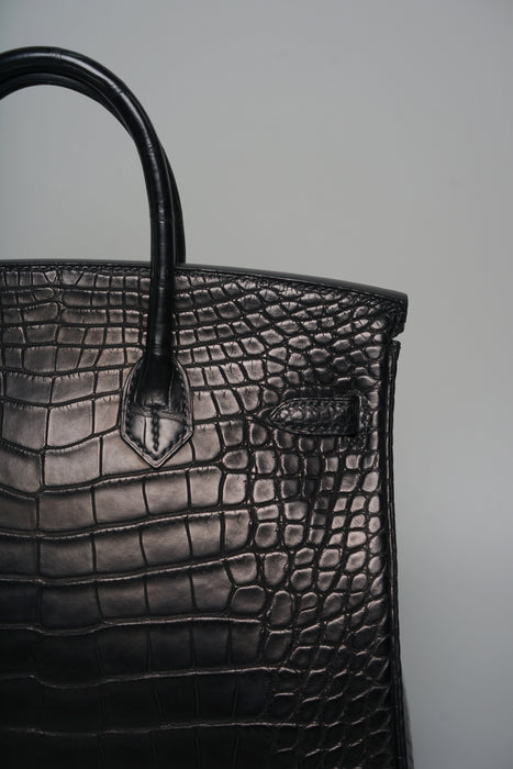Hermes Birkin 25 in Black Matte Alligator Phw (Brand New)