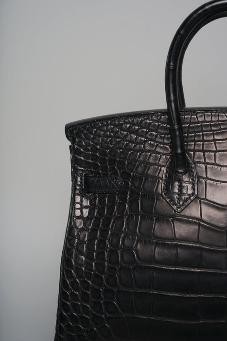 Hermes Birkin 25 in Black Matte Alligator Phw (Brand New)