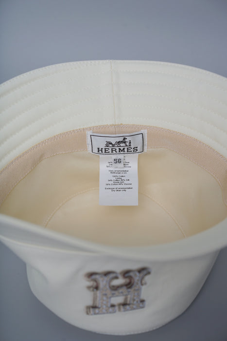 Hermes Harper Bucket Hat in Blanc Lotus Cotton Size 56 (Brand New)