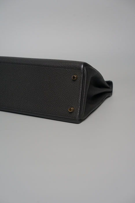 Hermes Kelly 28 Retourne in Noir Togo Ghw