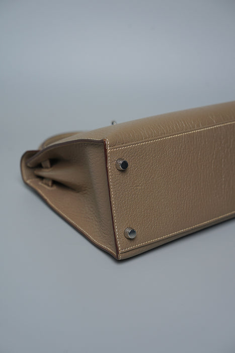 Hermes Kelly 28 Retourne in Etoupe Chèvre Phw