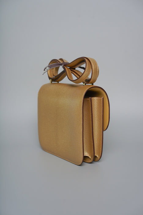 Hermes Constance 18 in Dore Chevre Permabrass (Brand New)