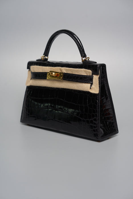 Hermes Kelly 20 in Shiny alligator in Black Ghw (Brand New)