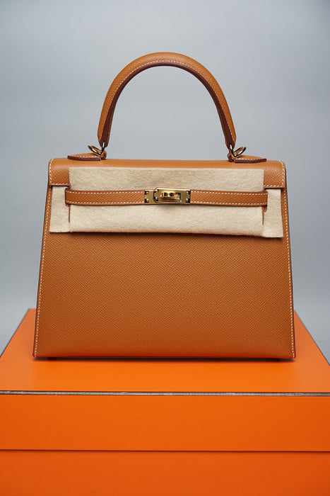 Hermes Kelly 25 in Gold Ghw (Brand New)