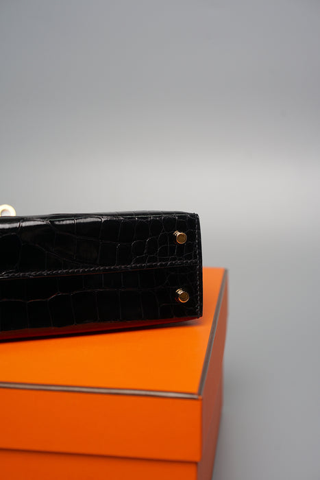 Hermes Kelly 20 in Shiny alligator in Black Ghw (Brand New)