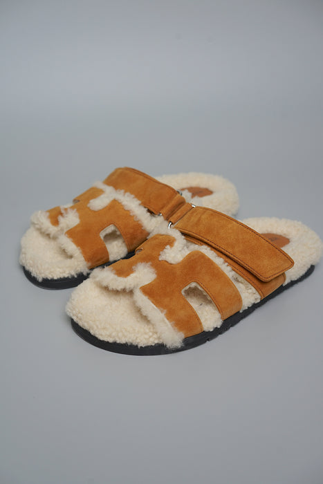 Hermes Chypre Shearling  Sandals in Naturel / Ecru Size 36 (Brand New)