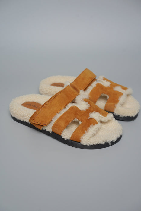 Hermes Chypre Shearling  Sandals in Naturel / Ecru Size 36 (Brand New)