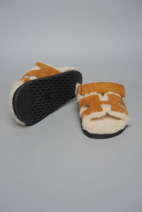 Hermes Chypre Shearling  Sandals in Naturel / Ecru Size 36 (Brand New)