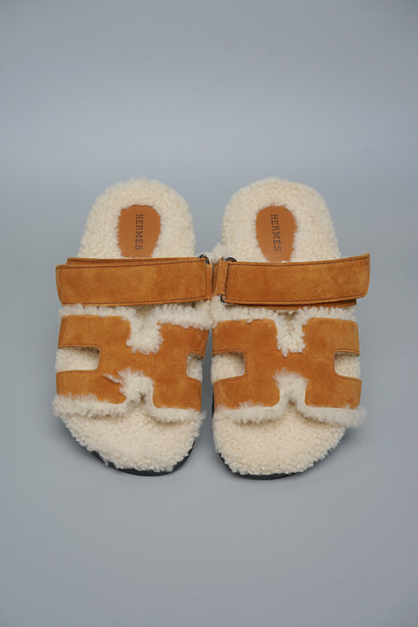 Hermes Chypre Shearling  Sandals in Naturel / Ecru Size 36 (Brand New)