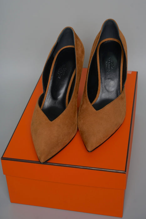 Hermes Escarpin Fatale 85 Chevre Velours Pumps Heel in Naturel Size 37.5 (Brand New)
