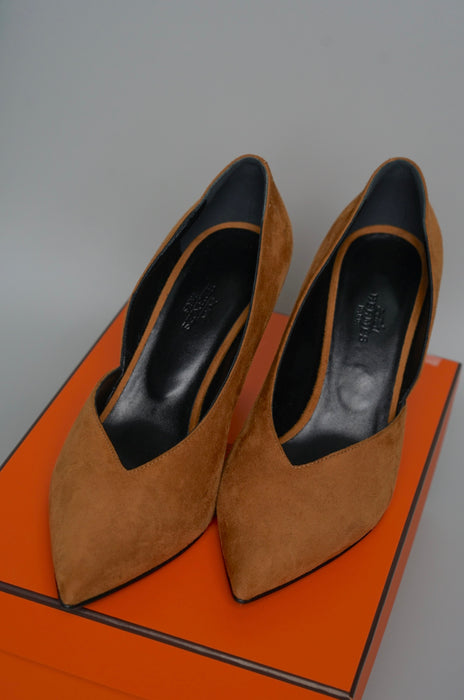 Hermes Escarpin Fatale 85 Chevre Velours Pumps Heel in Naturel Size 37.5 (Brand New)
