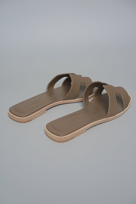 Hermes Oran Sandals in Etoupe Size 38 (Brand New)