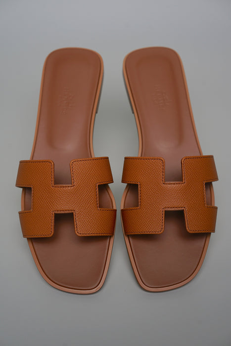 Hermes Oran Sandals in Gold Size 38.5 (Brand New)