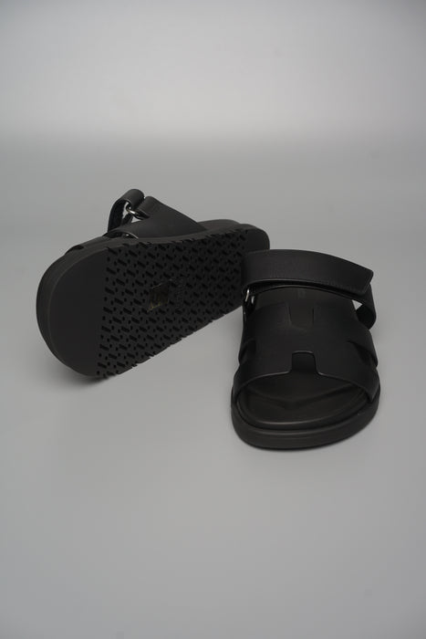 Hermes Chypre Sandal in Black Size 38.5 (Brand New)