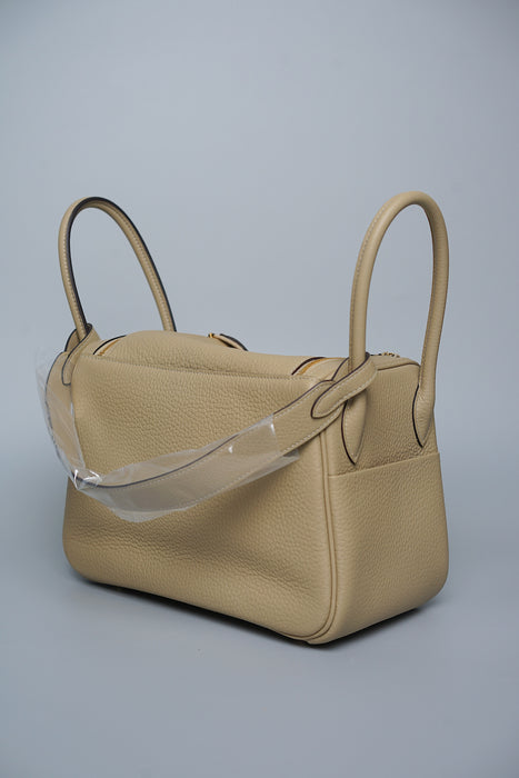 Hermes Lindy 26 in Trench Ghw (Brand New)