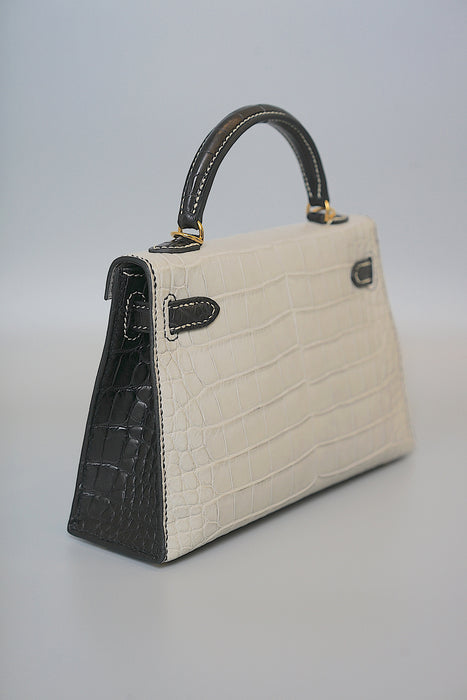 Hermes HSS Kelly 20 in Gris Perle Matte Alligator x Black Ghw