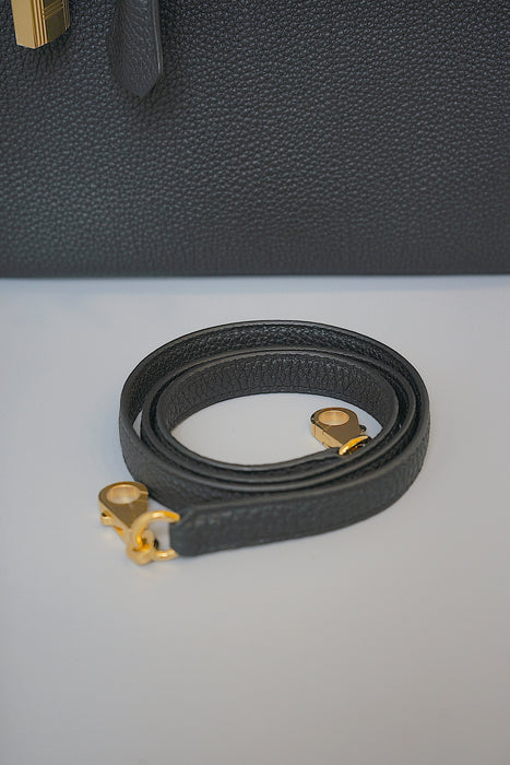 Hermes Kelly 25 in Black Togo Ghw