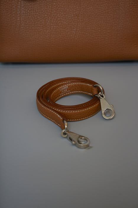 Hermes Kelly 25 in Gold Togo Phw (Brand New)