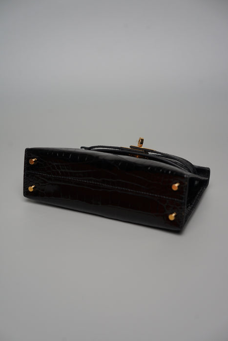 Hermes Kelly II Sellier 20 in Noir Shiny Alligator Ghw
