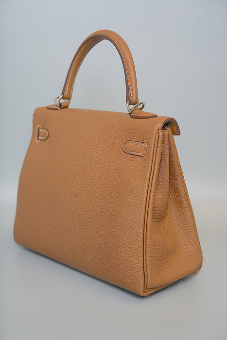 Hermes Kelly 25 in Gold Togo Phw (Brand New)
