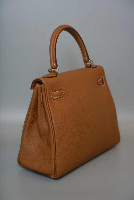 Hermes Kelly 25 in Gold Togo Phw (Brand New)