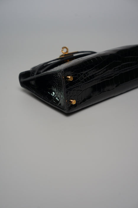 Hermes Kelly II Sellier 20 in Noir Shiny Alligator Ghw