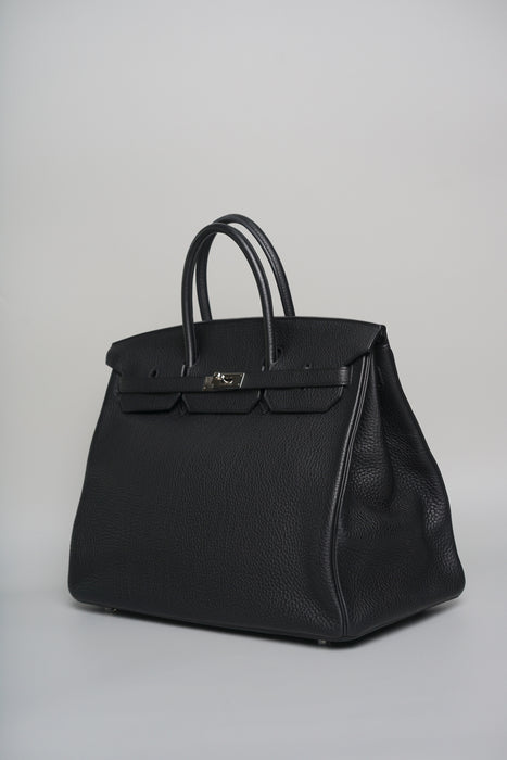 Hermes Birkin 40 in Black Clemence Phw