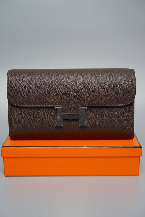 Hermes Constance To Go in Chocolate (Brand New)