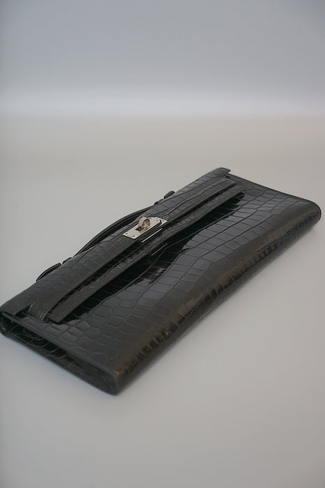 Hermes Kelly Cut in Black Shiny Alligator Phw